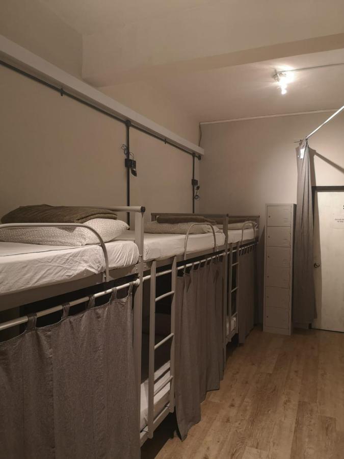 Hostel Urban *